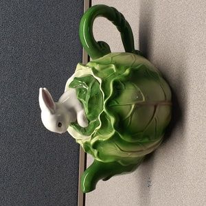 Bunny in cabbage full size teapot